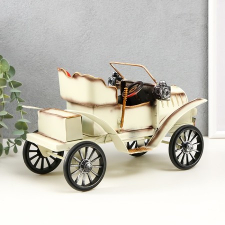 Metal souvenir "Retro. White car" 25.5x12.6x16 cm-1