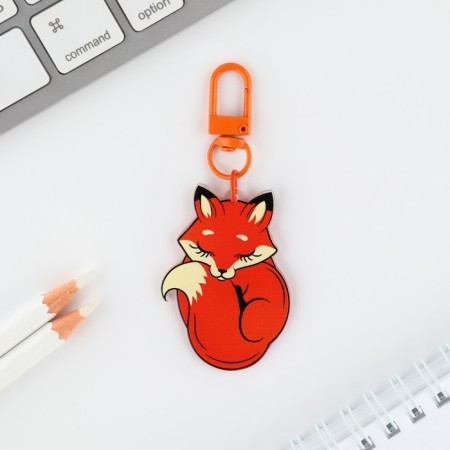 Acrylic “fox” keychain with carbine, 5.5 x 3.8 cm-1