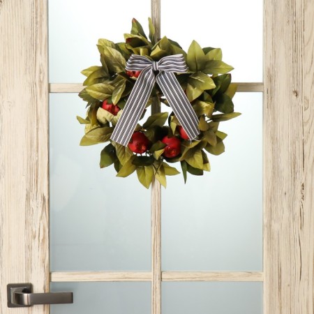 Wreath on the door interior "grenades" d = 35 cm
