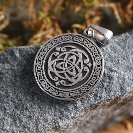 The amulet "Tree of life", metal pudter, art casting, d = 18 mm-1