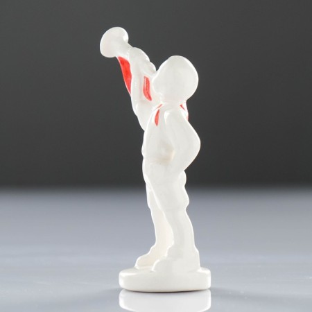 Porcelain figurine "Pioneer", copyright painting, 12x4x4 cm-1