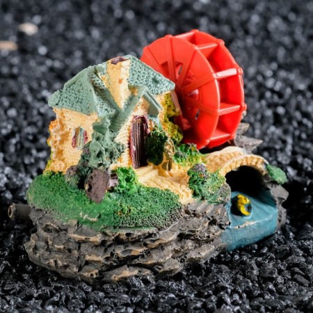 Spray "House by the River", 9 x 6 x 6.5 cm