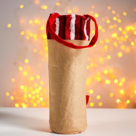 Cover on a bottle "Snowman in a scarf" with handles-1