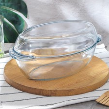Oval wader made of heat-resistant glass, 2.6/1.3 liters, with a baking lid