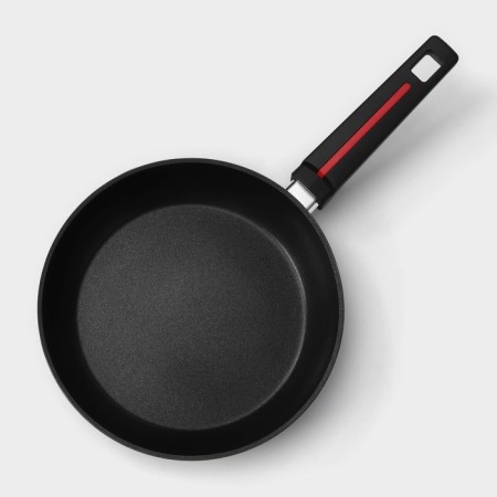 Pan Magistro Flame, D = 22 cm, h = 4.5 cm, Soft-Touch handle, anti-stick coating, induction-2