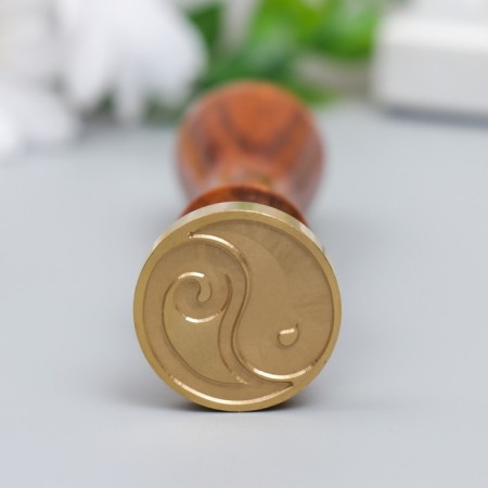 Printing for wax with a wooden handle "Yin-Yang" 9x2.5x2.5 cm-1