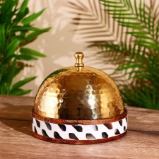 Wooden bowl 15 cm, with a lid