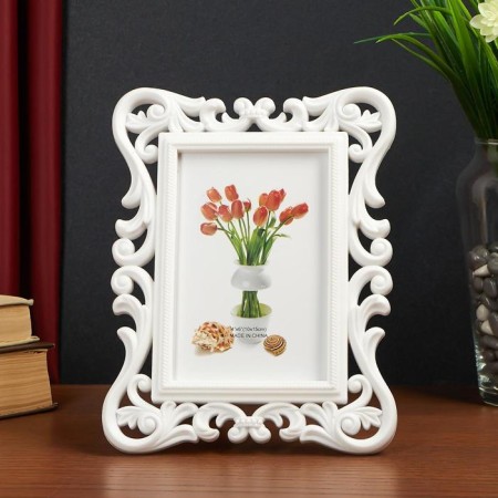 Photo frame plastic 10x15 cm "curls" white 22.5x17 cm