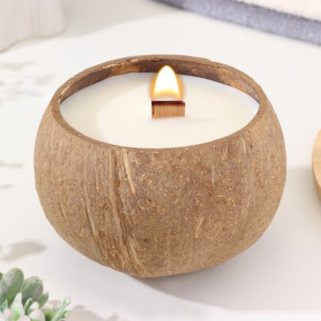 Candle in the coconut aromatic, sandalwood, soy wax, 8x10 cm, in the box-1