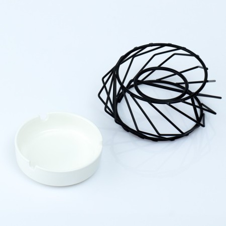 Ceramic ashtray on a stand 6 x12 cm-1