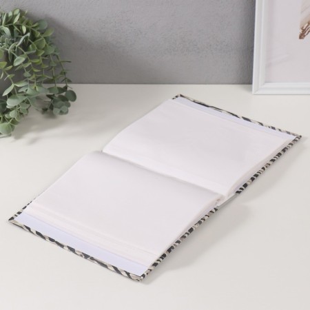 Photo album for 200 photos 10x15 cm, plastic. Sheets "Animal Print" Skins 1-3