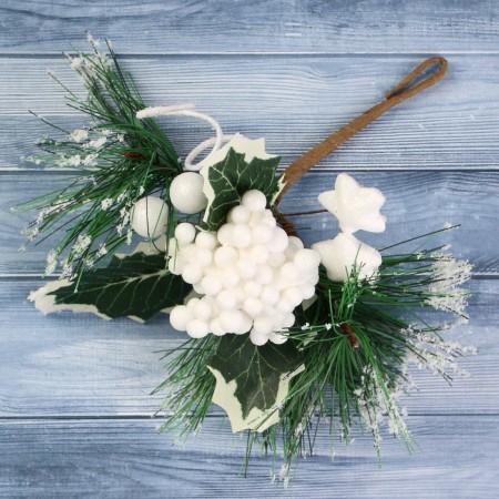 Decor "Winter Dreams" Stars of the Berry Leaflets, 18 cm