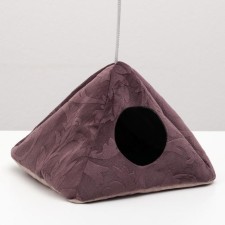 Hanging house for rodents 