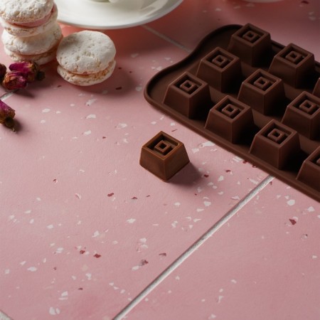 Form for sweets and chocolate of the share "Candy", 21 × 10 cm, 15 cells (2.3 × 2.3 cm), brown color-3