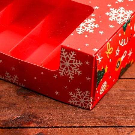The box is folding, under 5 eclairs “Happy New Year!”, 25.2 x 15 x 6.6 cm-3