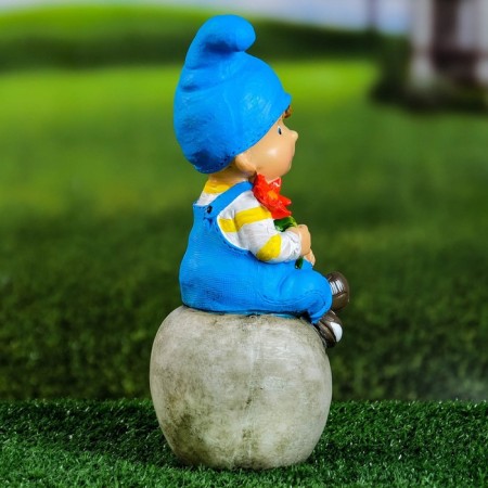 Garden figure "Boy on the ball" 11x10x25cm-1