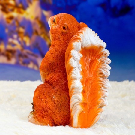 Garden figure "Squirrel standing with cones" 25x20x14cm-7