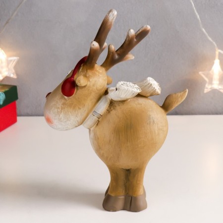 Polystone souvenir "Olesha in winter headphones and scarf" 22.5x15x7 cm-3