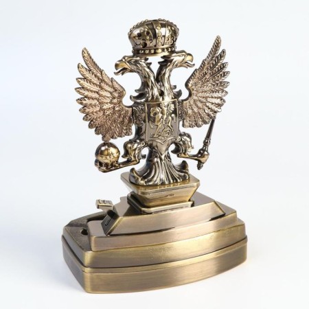 A tabletop lighter with an ashtray, gas "two -headed eagle" 16 x 11.3 x 8.7 cm-1