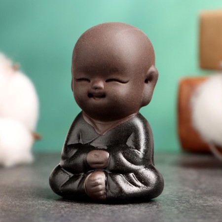 Figure "Little Buddha" 6x4cm bronze mix-1