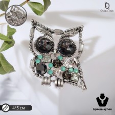 Brooch 