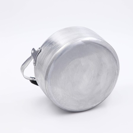 Polished kettle, 3 l-4
