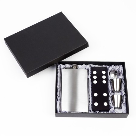 Gift set 5 in 1: Flaw 300 ml, glasses 30 ml, funnel 2.5 x 3.5 cm, domino