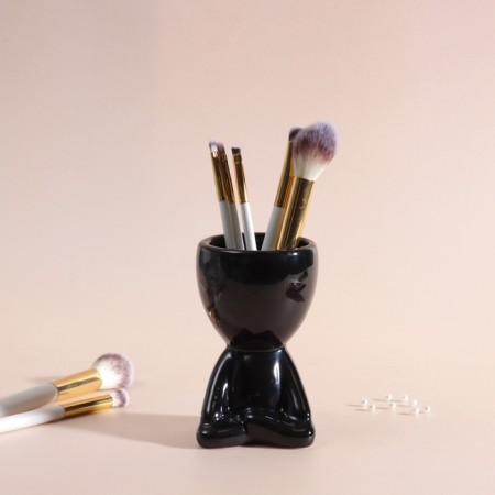 Interior item "Mr. Green Yog" 11.3*7.5*7 Black ceramics