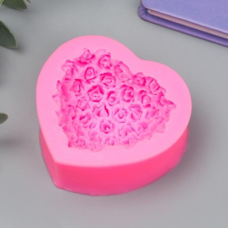Mold Silicon "Heart from roses" 3x7.3x6.7 cm-2