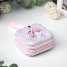 Board Metal on a zipper with a loop 