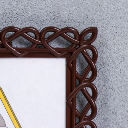 Photo frame 10x15 cm plastic L-7 nut (plastic screen)-1