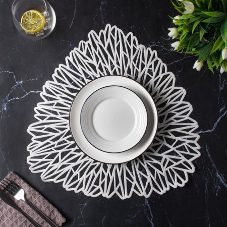 Serving napkins on the table "Loire", 4 pcs, 40 × 38.5 cm, white-1