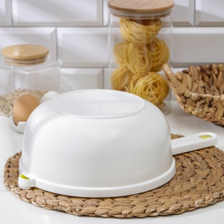 A colander with a pallet, d = 25 cm, plastic, color mix-4
