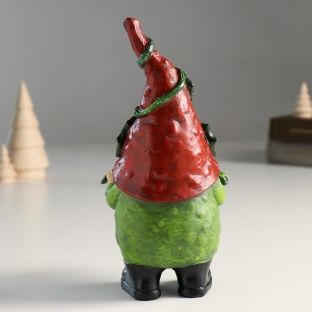 Suvenir Polystone "Santa Claus in a cap with berries, with cones on a sheet" 9x9x18.8 cm-2