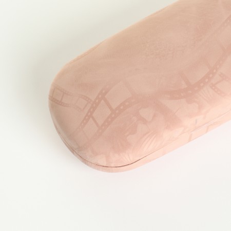 Case case on a cracker, beige color-2