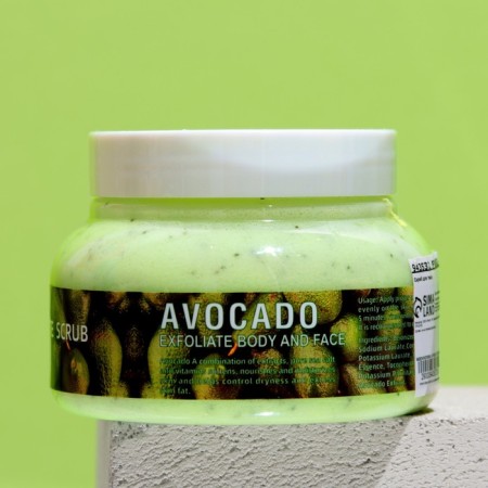 Body scrub with avocado, 380 grams