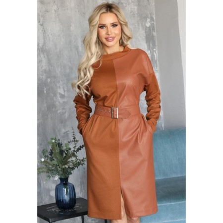 Women's dress, size 52-4
