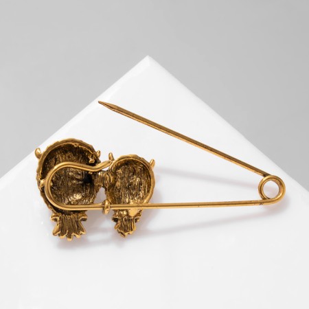 Drill punch of pair, 7 cm, green color in black gold