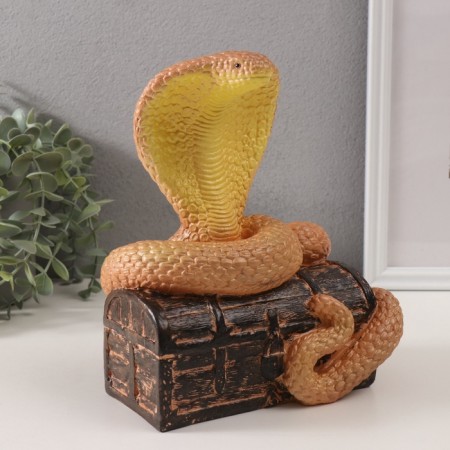 New Year's figure "Cobra on the chest" 20 x 17 x 12 cm.-4