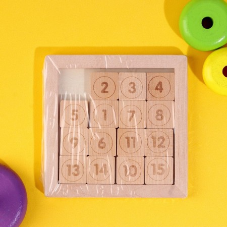 The developmental game "Fifteen" 0.7x12.7x12.7 cm-3