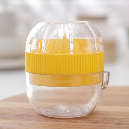 Juicer for lemon, color mix