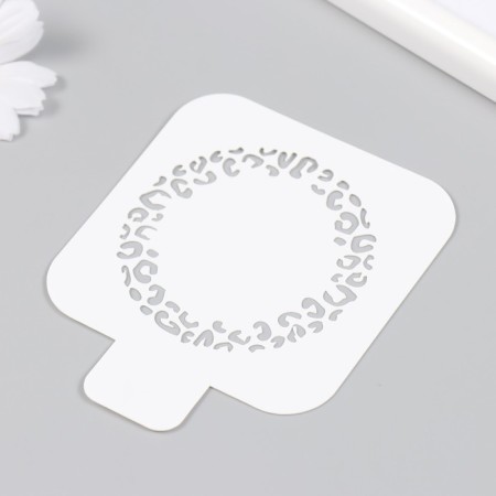 Plastic stencil "Circle" 9x9 cm-1