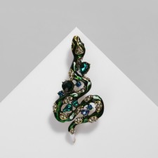 Brooch 