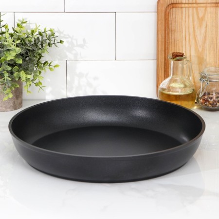 Pan, d = 34 cm, without handles, anti -stick coating, black color