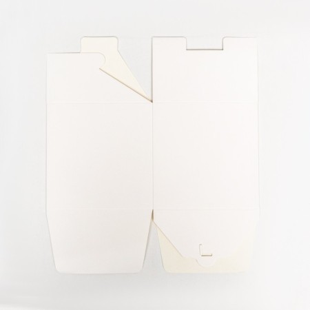 The box is folding, square, white, 12 x 12 x 12 cm,-3