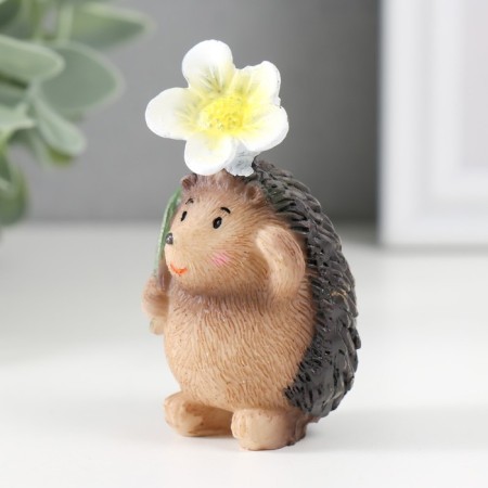 Souvenir Polystone "Hedgehog with Flower/Leaf" MIX 3.8x4.3x7.5 cm-4