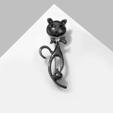 Brooch "cat", gray color