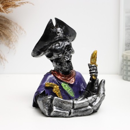 An ashtray-stand for the little things "Pirate with outstretched hand" 10x12x18cm-1