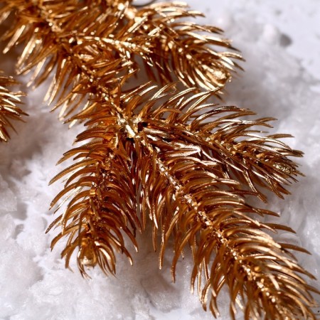 Decor "Vetochka spruce golden"-2