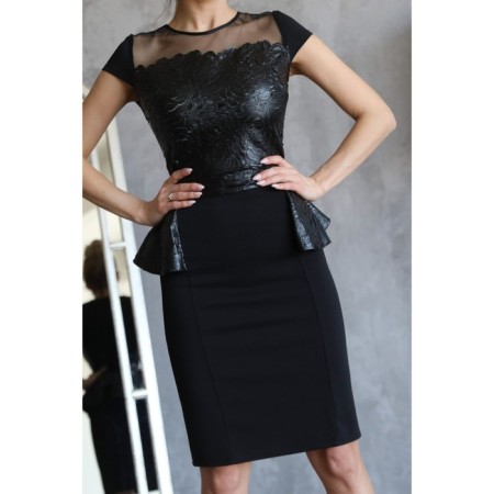 Women's dress, size 42-9